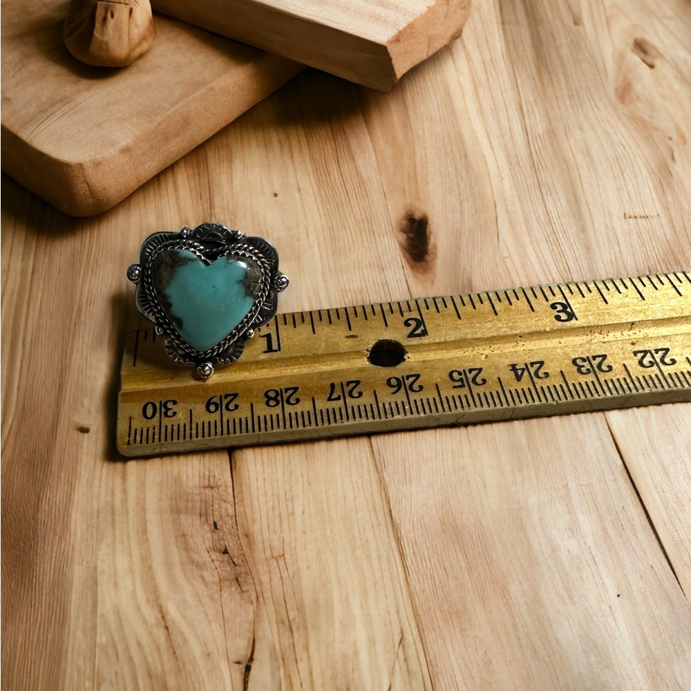 Kingman Turquoise Solid Sterling Silver Ring - Picture 4 of 9
